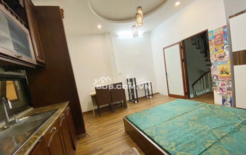 Đông Tác - Phương Mai - Lương Đình Của: Nhà 55m2, MT5m, giá cực hấp dẫn!